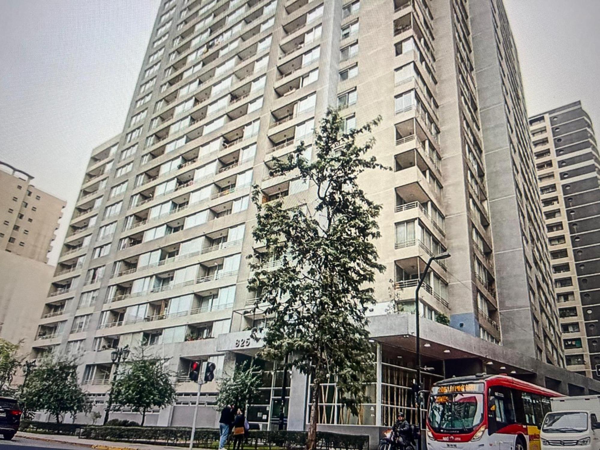 Cerca Movistar Arena Y A Pasos Del Metro Universidad De Chile Con Estacionamiento Σαντιάγκο Εξωτερικό φωτογραφία